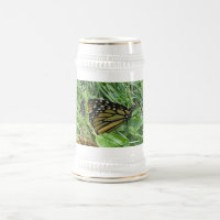 Un papillon monarque