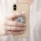 Chouette neigeuse dans le jardin d'hiver Lune