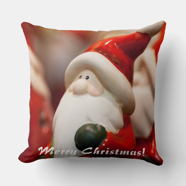 Christmas019a Throw Pillow (Front)