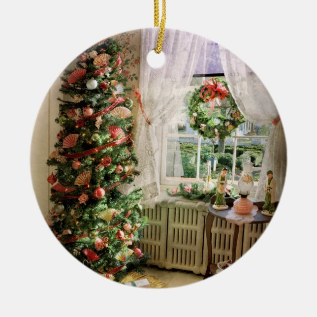 Christmas - A Japanese Christmas Ceramic Ornament (Front)