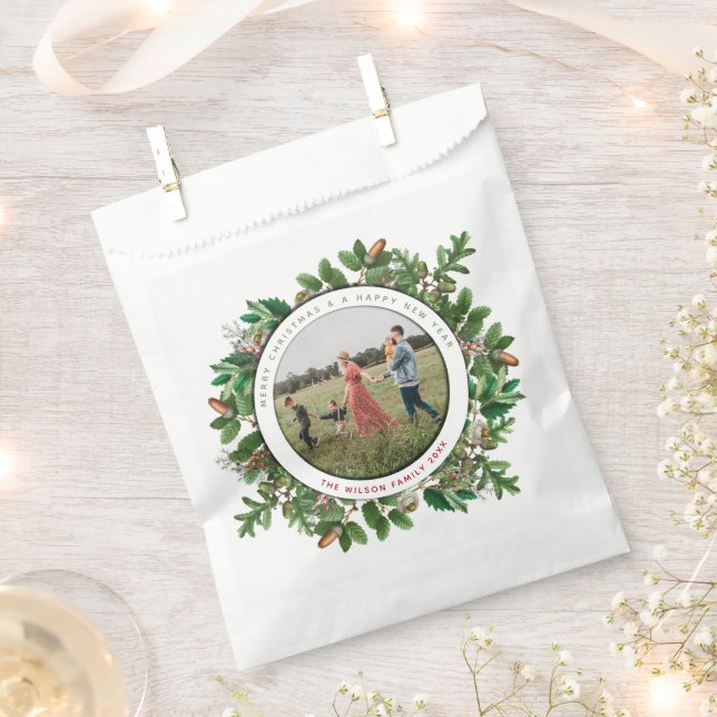 Christmas Acorn Wreath Family Photo  Favour Bag (Clipped)