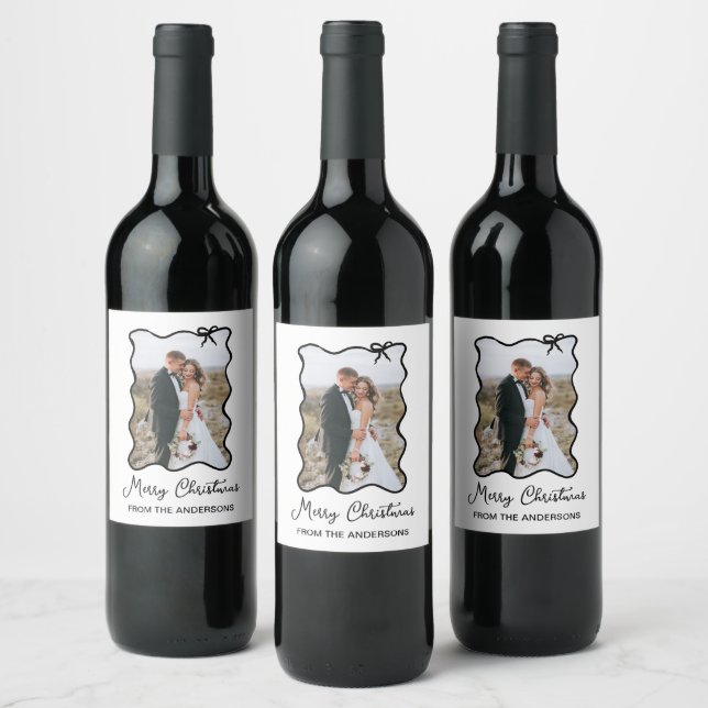 Christmas Bow | Wavy Black and White Photo Wine Label (Bottles)