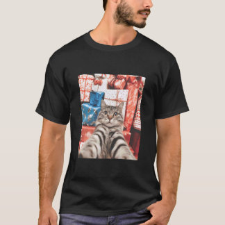 Christmas Cat Selfie Gifts Funny Cat T-Shirt