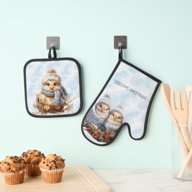 Christmas Chicks Dressed In Blue Oven Mitt & Pot Holder Set (Insitu(Hanging))