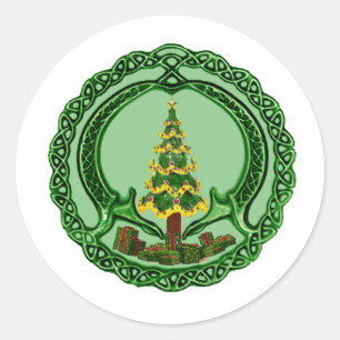Christmas Claddagh Classic Round Sticker