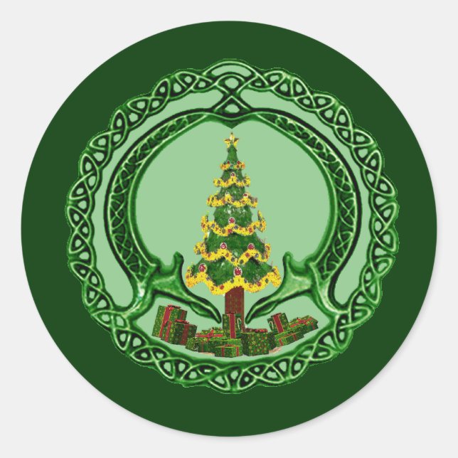 Christmas Claddagh Classic Round Sticker (Front)