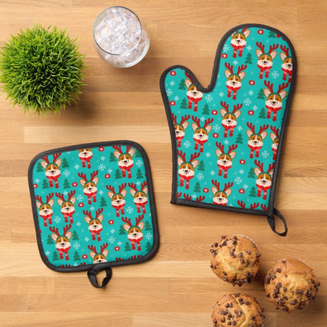 Christmas Corgi Oven Mitt & Pot Holder Set (Top Down)