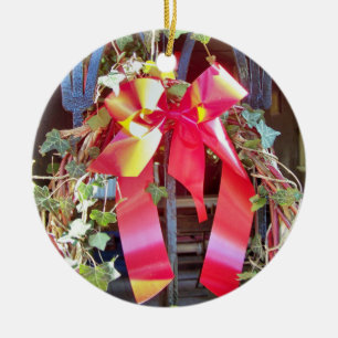 CHRISTMAS GARLAND CERAMIC ORNAMENT