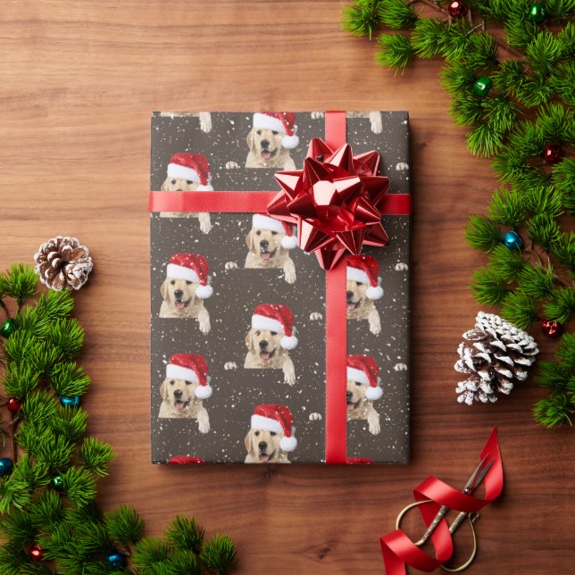 Christmas golden retriever in snowflakes wrapping paper (Holiday Gift)