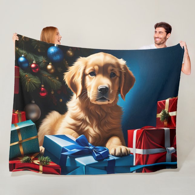 CHRISTMAS GOLDEN RETRIEVER PUPPY FLEECE BLANKET (In Situ)