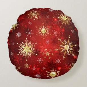 Christmas Golden Snowflakes on Red Background Round Pillow