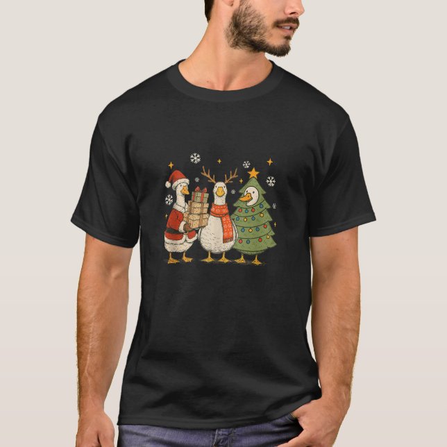 Christmas Goose Xmas Vibes Funny Silly Goose Reind T-Shirt (Front)