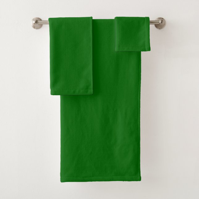 Christmas Green Solid Colour Bath Towel Set (Insitu)