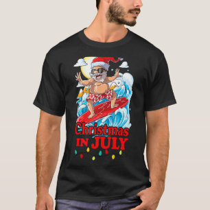 Christmas In July  Santa Surfing Summer Beach Vaca T-Shirt
