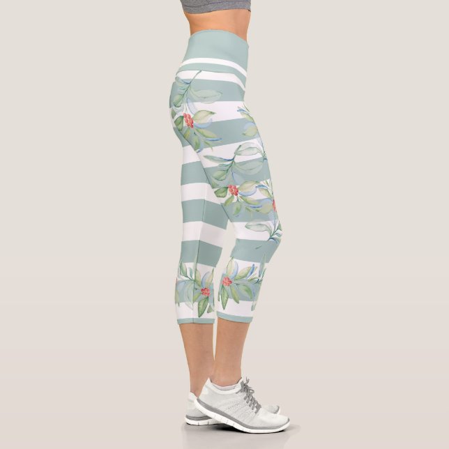 Christmas Leggings Green Holly (Right)