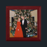 Christmas of US President Bill Clinton & Hillary  Gift Box<br><div class="desc">Bill & Hillary Clinton Christmas White House, Bill Clinton is an American politician from Arkansas who served as the 42nd President of the United States (1993-2001). He took office at the end of the Cold War, and was the first baby-boomer generation President. --- During the administration of William Jefferson Clinton,...</div>