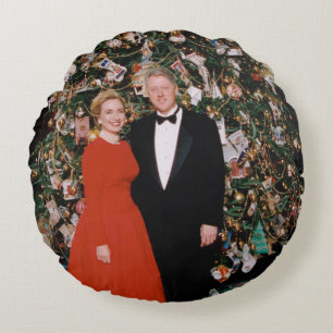 Christmas of US President Bill Clinton & Hillary  Round Pillow