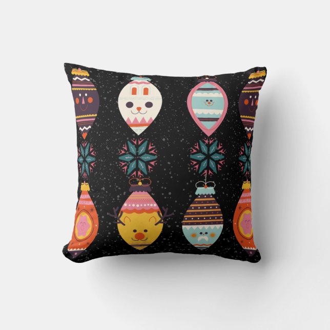Christmas pattern throw pillow (Front)