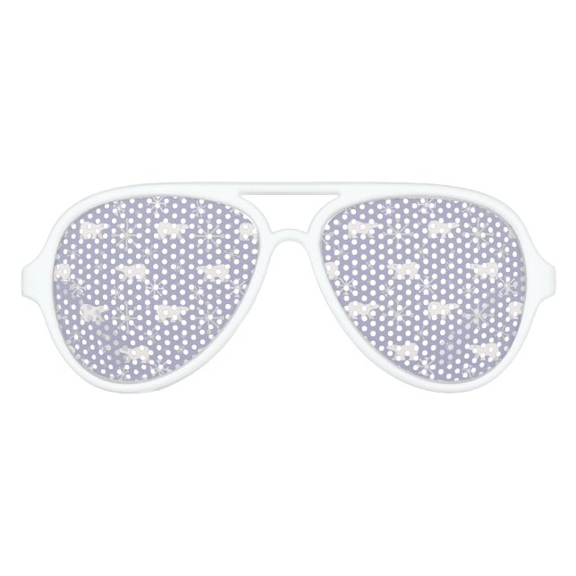 Christmas pattern with polar bears and snowflakes aviator sunglasses (Front)
