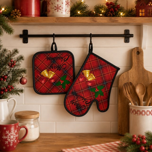 Christmas Plaid Oven Mitt & Pot Holder Set (Creator Uploaded)