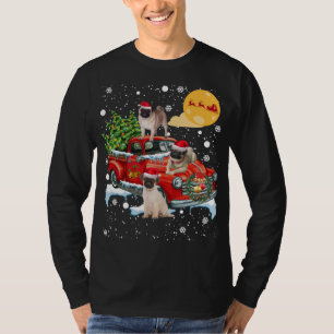Christmas Pug Dog With Vintage Red Truck Funny Xma T-Shirt