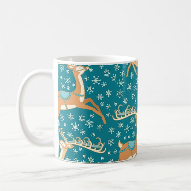 Christmas Reindeer: Vintage Seamless Pattern. Coffee Mug (Left)