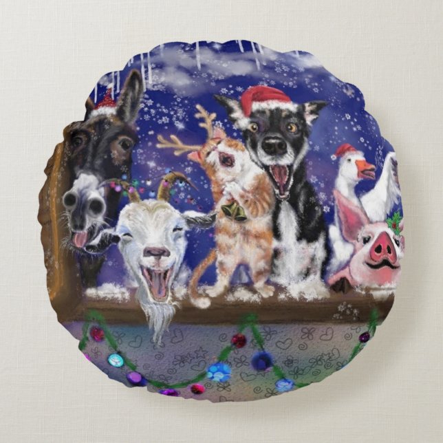 Christmas Round Pillow Happy Farm Animal Party (Front)