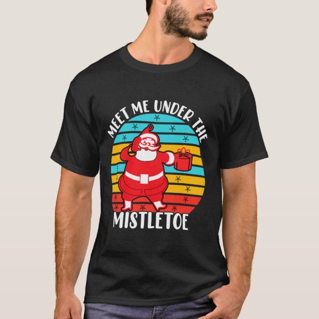 Christmas Santa Retro Mistletoe  T-Shirt (Front)