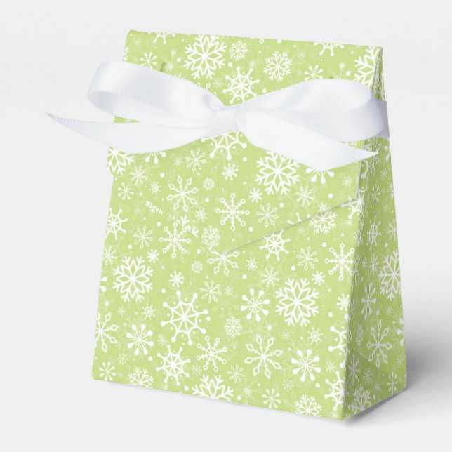 Christmas seamless snowflakes green pattern favor box (Front Side)