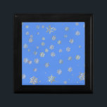 CHRISTMAS SNOWFLAKES GIFT BOX<br><div class="desc">Pretty little snowflakes against a bright blue background. An ideal design for the Christmas season. England.</div>