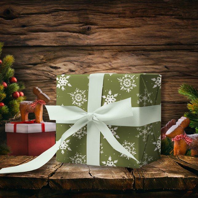Christmas Snowflakes Green winter Wrapping Paper (Christmas Snowflakes Green winter Wrapping Paper)