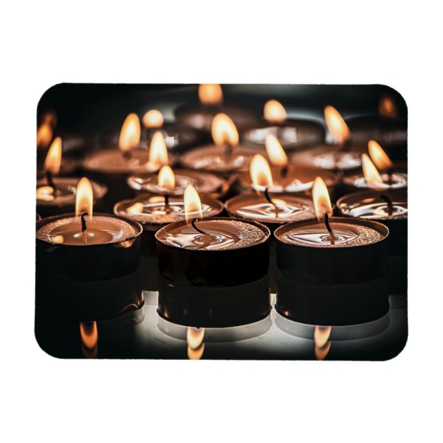 Christmas Tealight Candlelight Magnet (Horizontal)