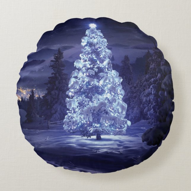 Christmas Tree  Round Pillow (Front)
