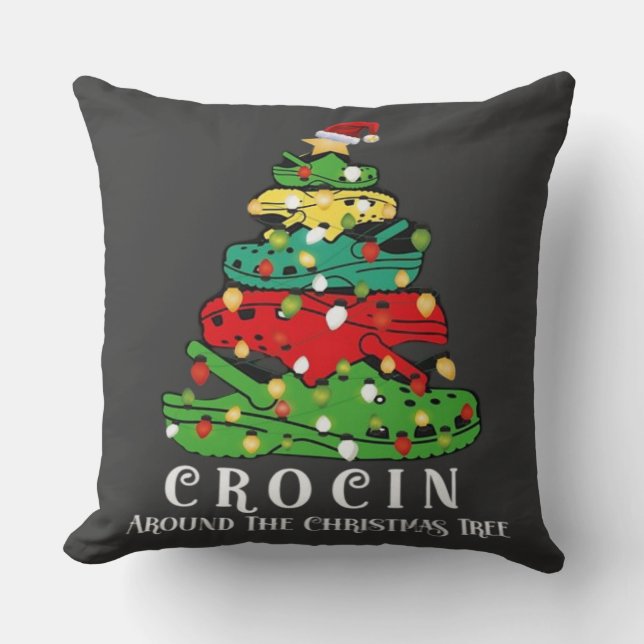 Christmas tree throw pillow (Front)