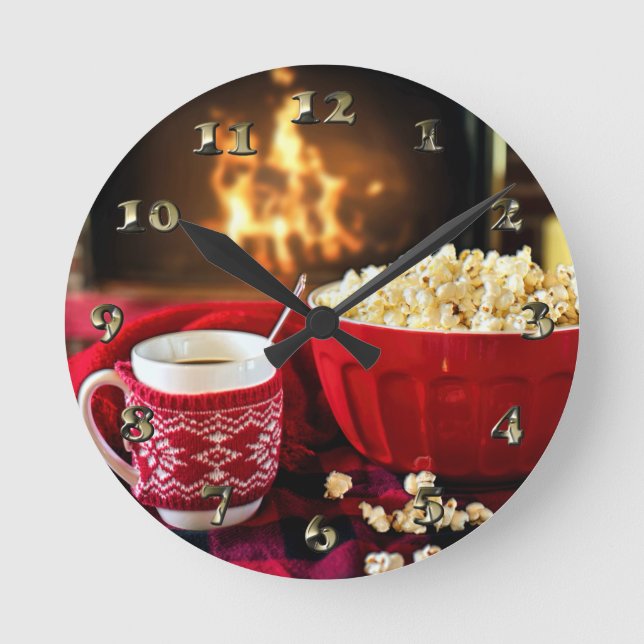 Christmas Treet - Popcorn and Hot Cider Round Clock (Front)