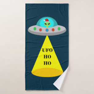 Christmas UFO Ho Ho Alien flying saucer Bath Towel