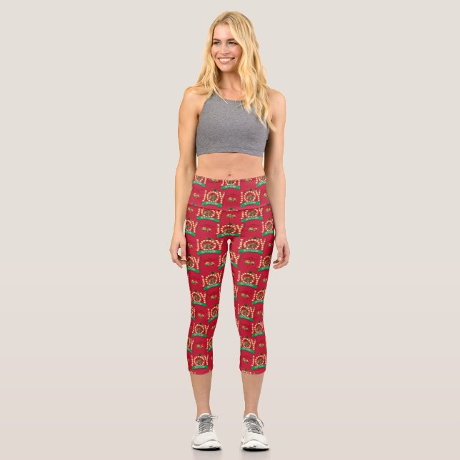 Christmas Vacation | Joy to the Squirrel Pattern Capri Leggings (Front)
