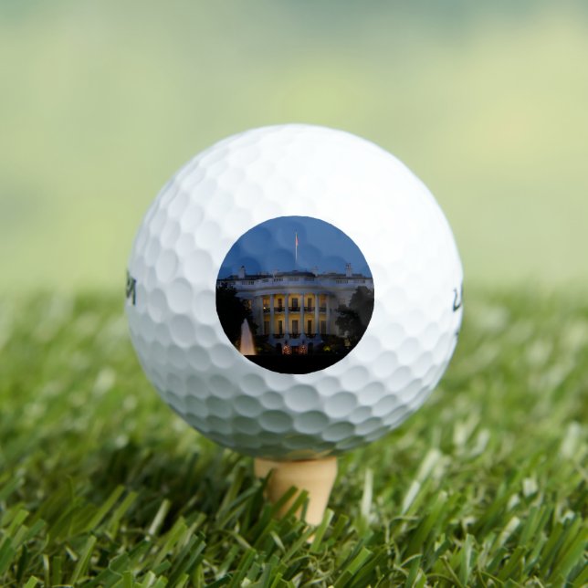 Christmas White House at Night in Washington DC Golf Balls (Insitu Tee)
