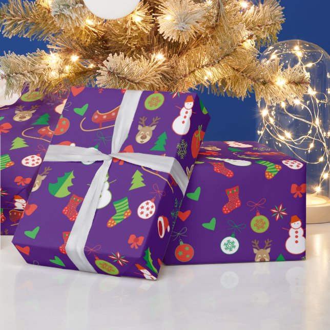 Christmas Wrapping Paper with Christmas characters (Holidays)
