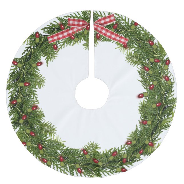 Christmas Wreath on White Brushed Polyester Tree Skirt (Front)