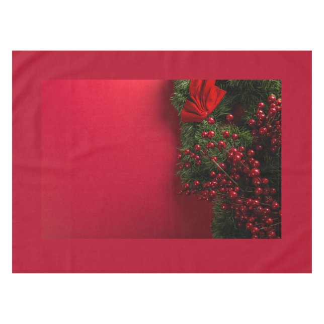 christmas wreath with red berries          tablecloth (Front (Horizontal))