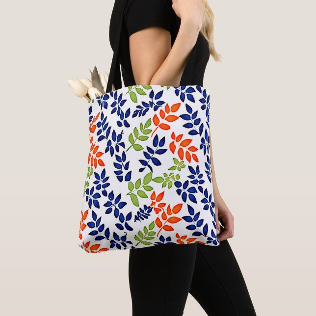 Chromatic Leaf Repeat Tote Bag (Close Up)