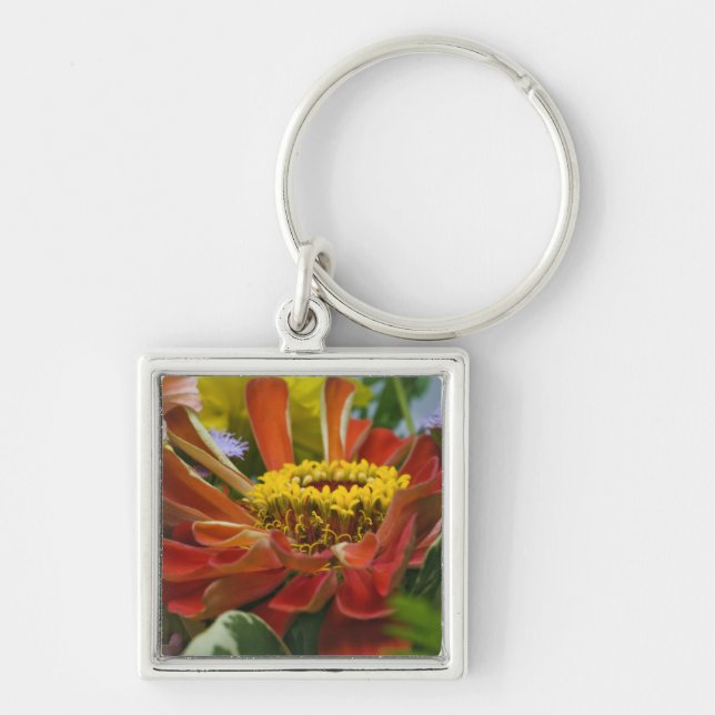 Chrysanthemum flower keychain (Front)