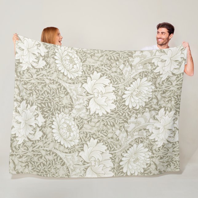 Chrysanthemum Ivory, William Morris Fleece Blanket (In Situ)