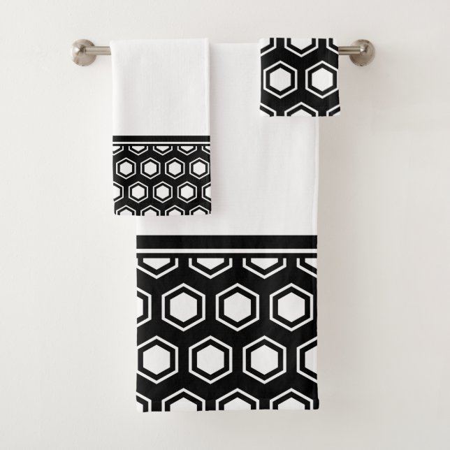 Chunky Black and White Hexagonal Pattern Bath Towel Set (Insitu)