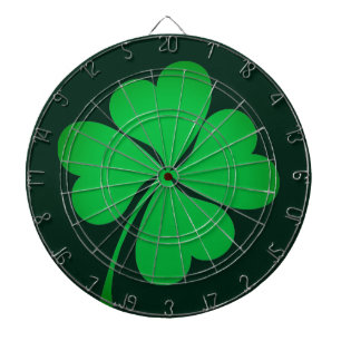 Cible De Fléchettes Élégant vert quatre coeur feuilles shamrock de trè