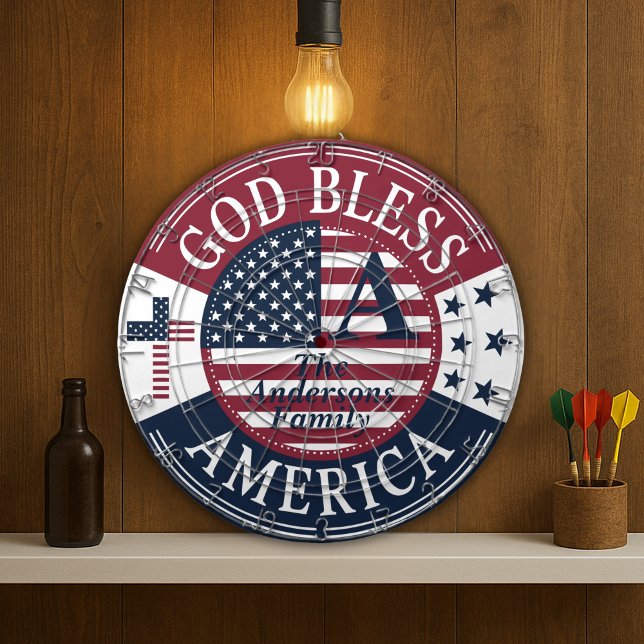 Cible De Fléchettes Gold Bless America Nom de famille personnalisé 4 j (Gold Bless America Custom Family Name 4th Of July Dart Board
)