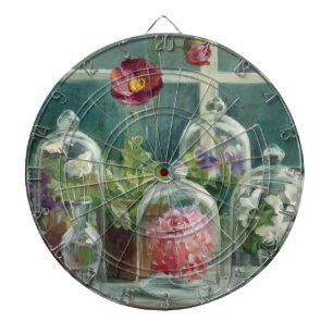 Cible De Fléchettes Pavots pourpres sur un rebord de fenêtre