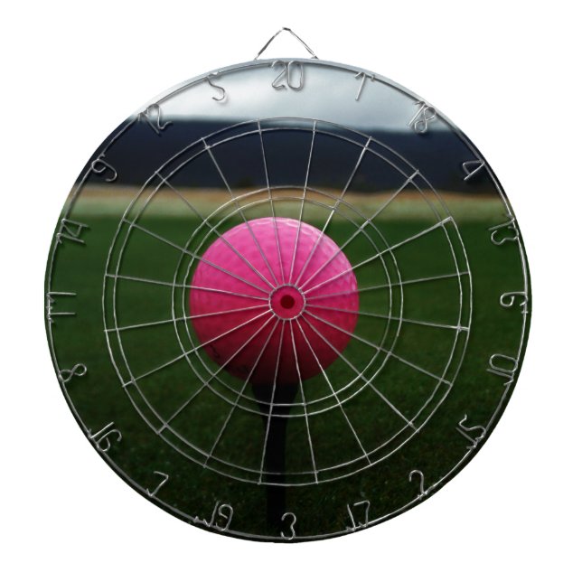 Cible De Fléchettes Pink Golf Ball sur un terrain de golf de montagne (Devant)