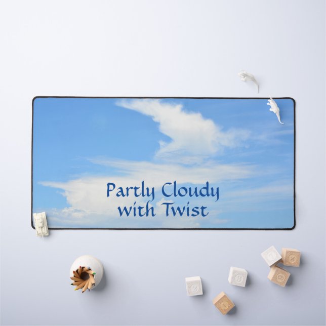 Ciel bleu partiellement nuageux avec une torsion p (Tableau pour enfants)